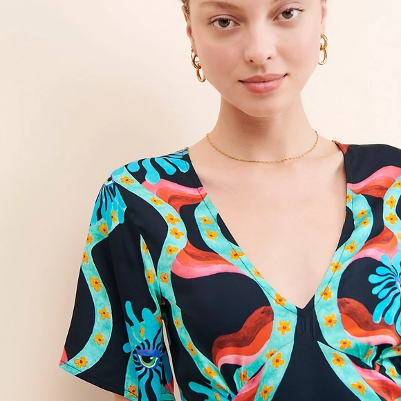 V-Neck Black Mini Dress with Turquoise & Coral Wave Print - Picture 2 of 14